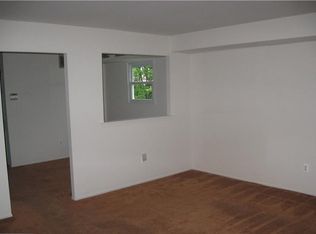 2152 Lisa Dr APT B, Warrington, PA 18976