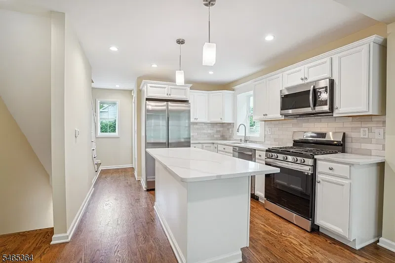 2 bed, 2.0 bath, $4,000 — Photo 4