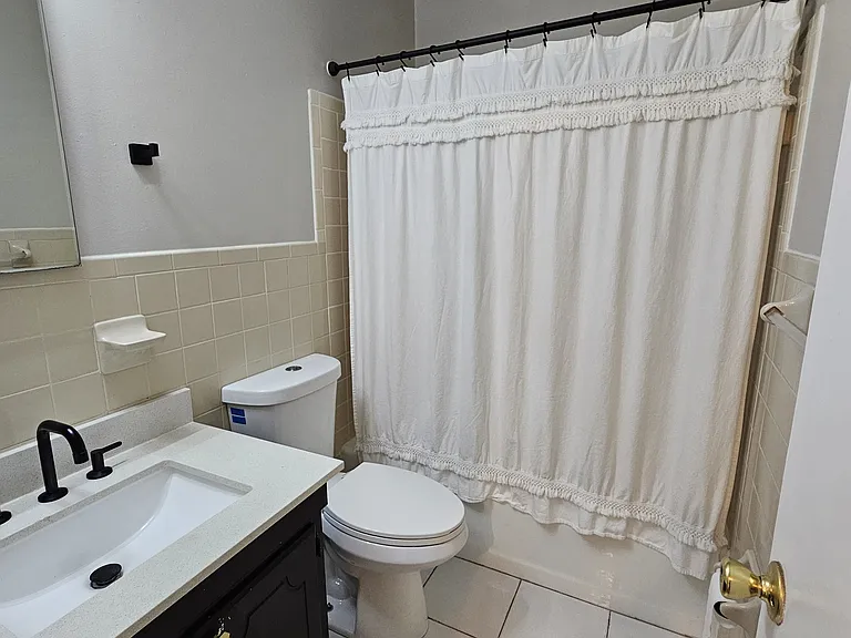 4604 Guam St #A — Photo 23