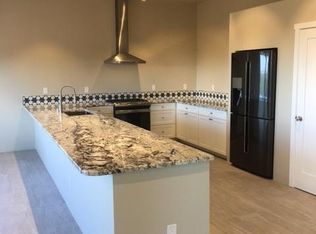 37 Camino De Vecinos, Santa Fe, NM 87507