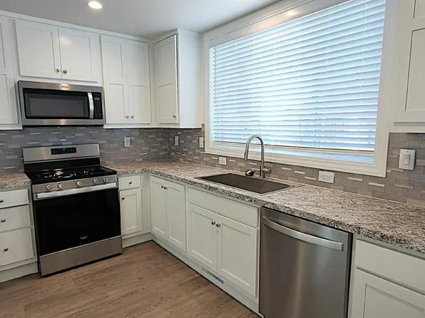 4901 Green River Rd #322, Corona, CA 92878