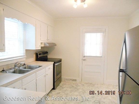 5th image of 703 Dogwood Dr