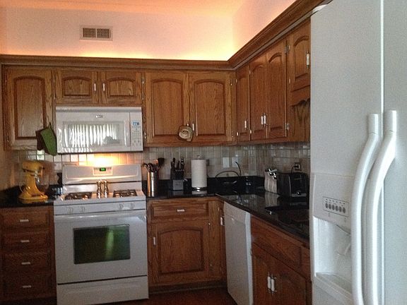 2nd image of 17731 Bernard Dr APT 1B