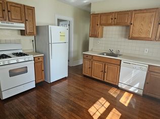 64 Anthony St #1, New Haven, CT 06515