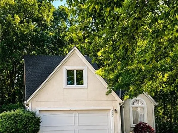 6204 W 126th St, Overland Park, KS 66209