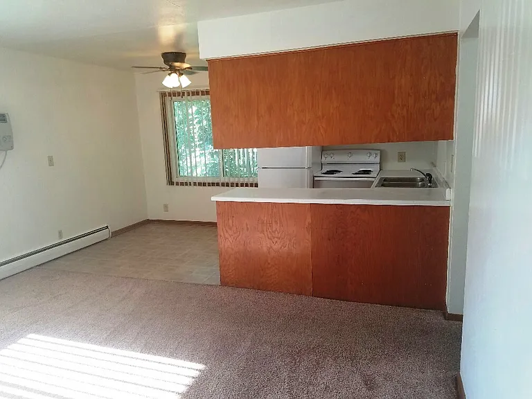 7575 Cloman Way — Photo 12