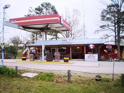 1st image of 17 Canoers Loop