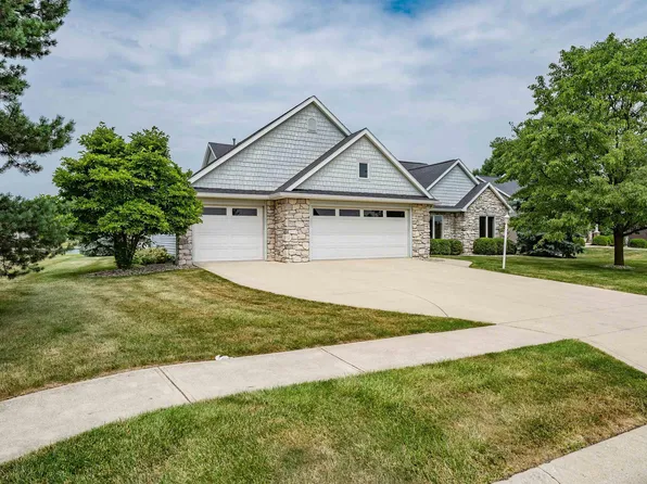 10615 La Cabreah Ln, Fort Wayne, IN 46845