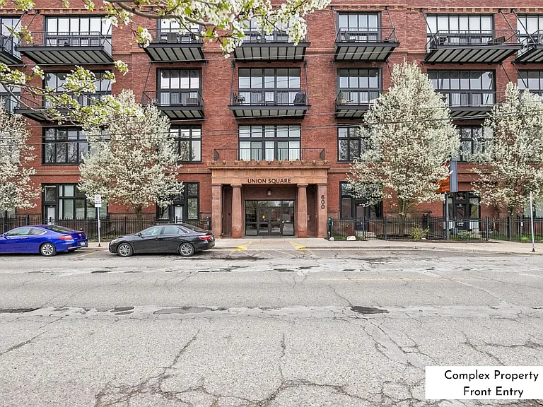 600 Broadway Ave NW #615 — Photo 38