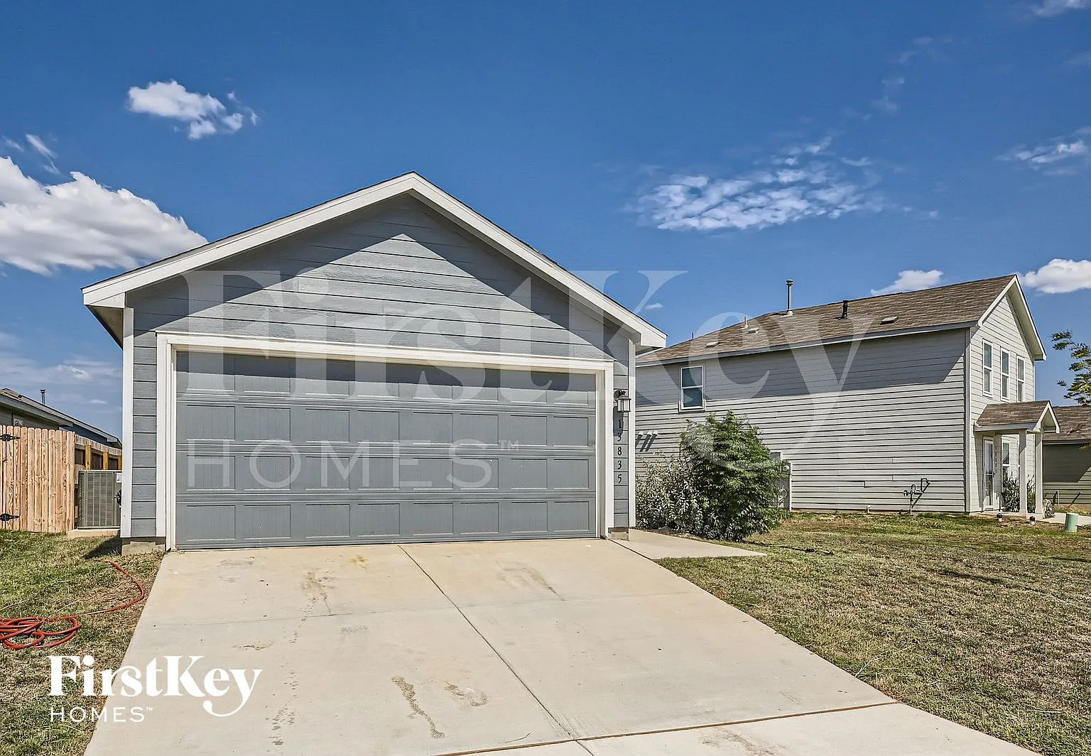4 bed, 2.0 bath, 1440 sqft, $1,385 — Photo 3