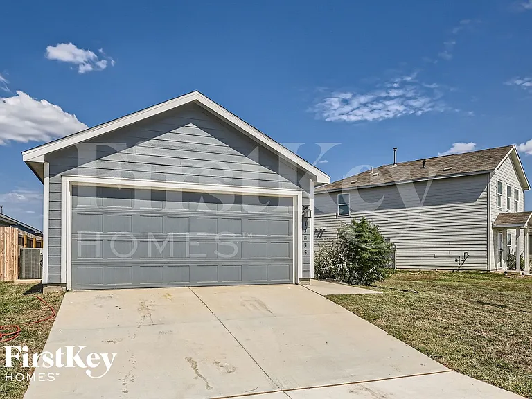 13835 Llama Pl — Photo 3