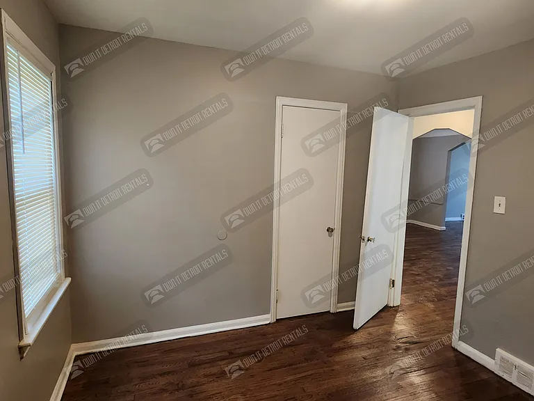 3666 Devonshire Rd — Photo 9