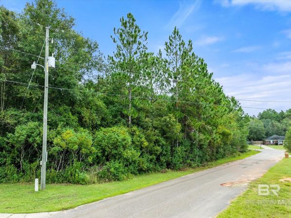 Deerfield Ct #35, Irvington, AL 36544