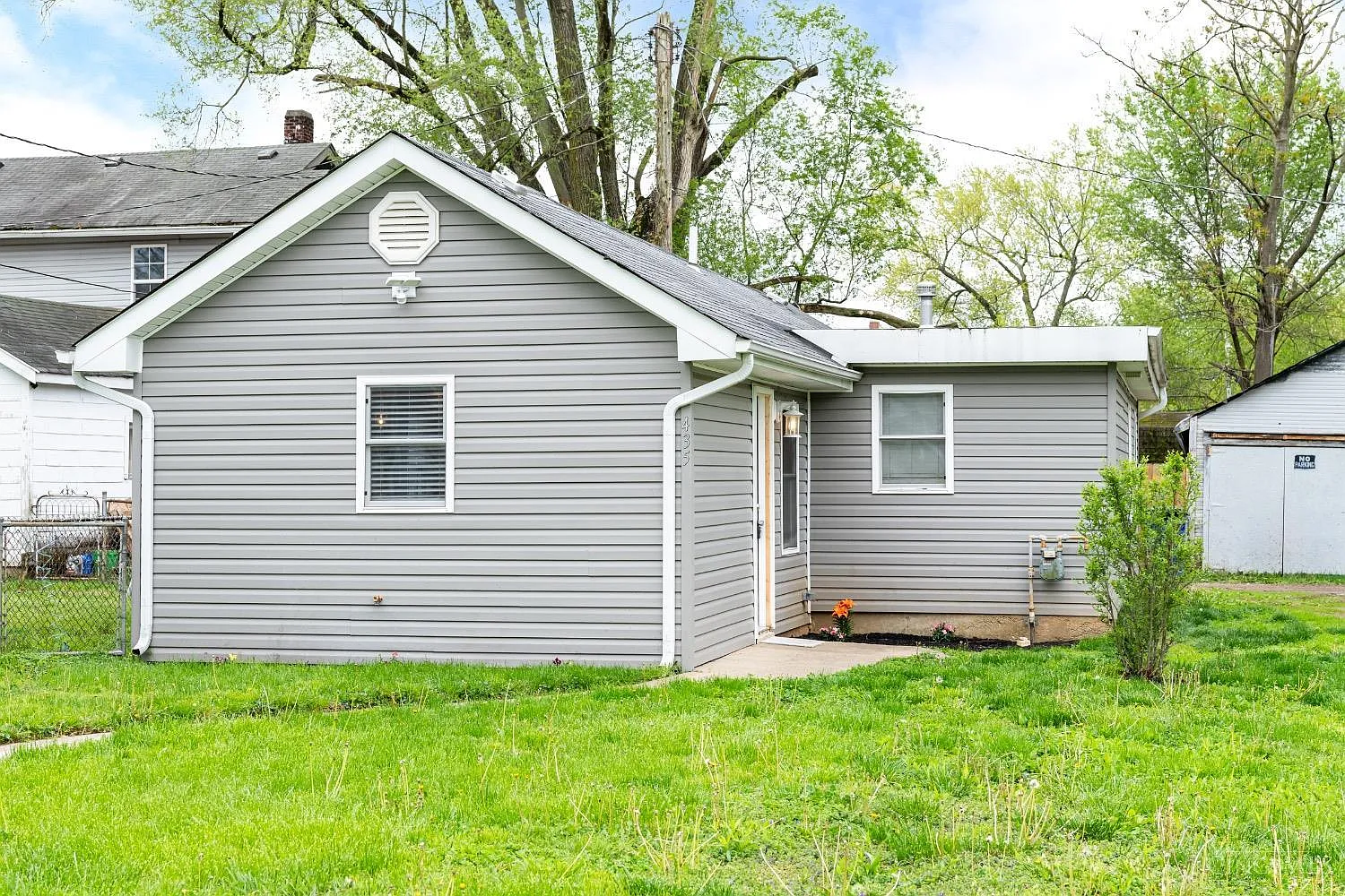 435 Belle Ave photo 1