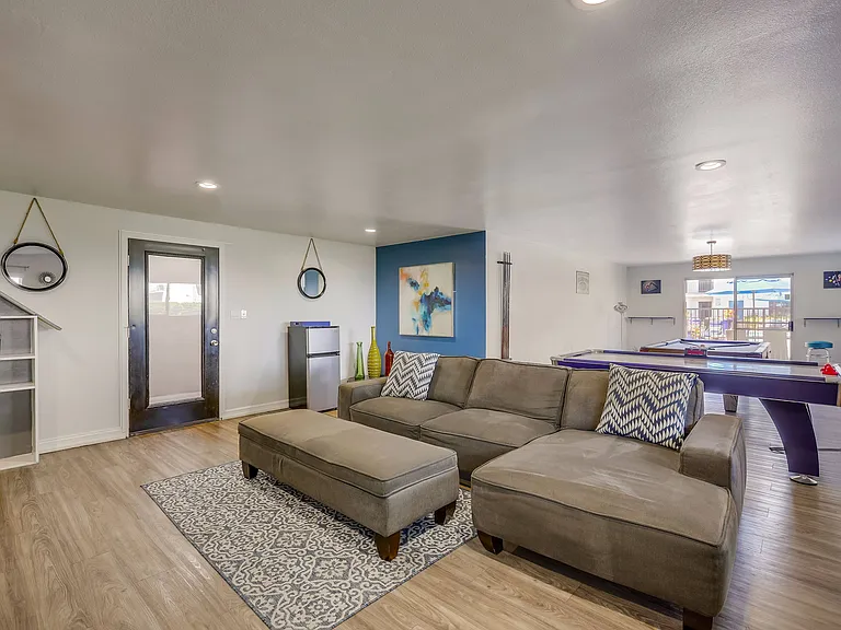 Cypress Park Apartments — Photo 10