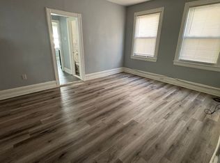 301-303 Dover St, Bridgeport, CT 06610