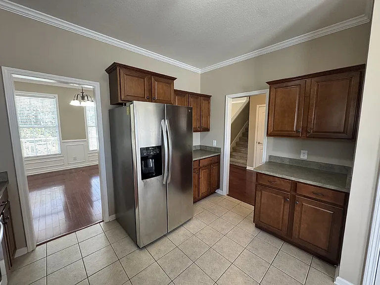 186 Whitman Aly — Photo 6