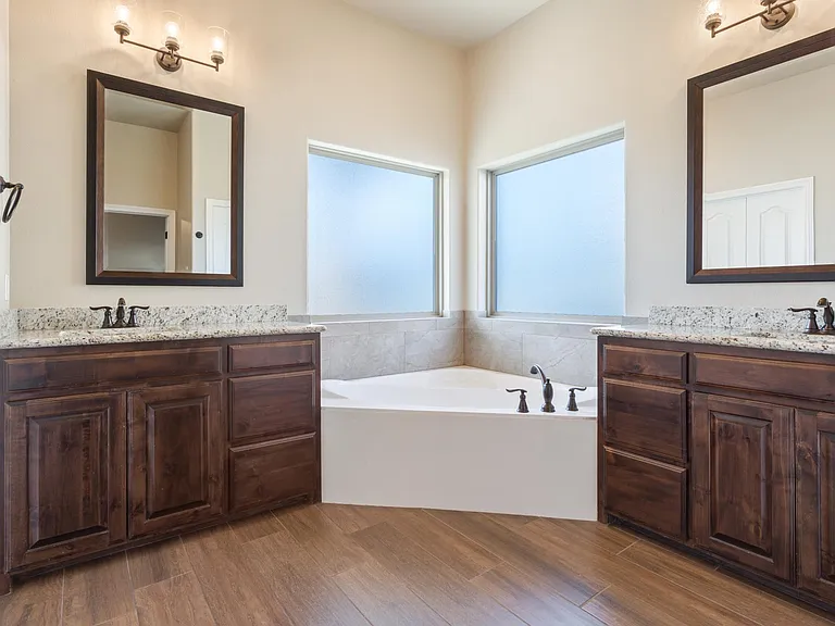 1657 Lacy Ridge Dr — Photo 23