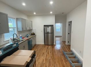 194 Poplar St #1, Chelsea, MA 02150