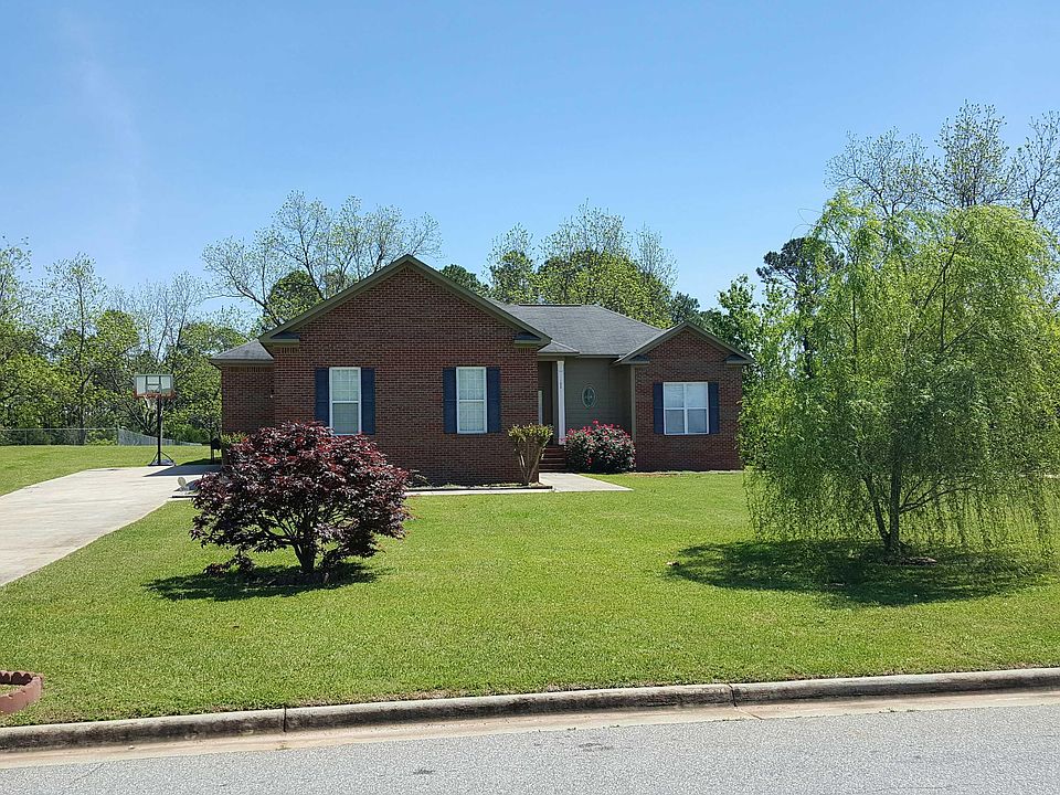 1st image of 192 Ambleside Dr
