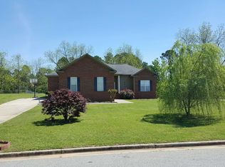 192 Ambleside Dr, Leesburg, GA 31763