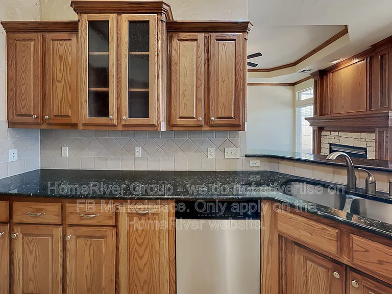 13113 SW 2nd Ter — Photo 5