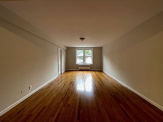 2nd image of 307 Sterling St APT F1