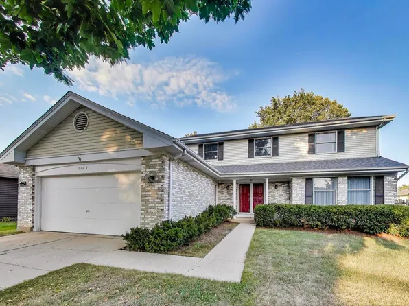 1109 Grant Pl, Vernon Hills, IL 60061