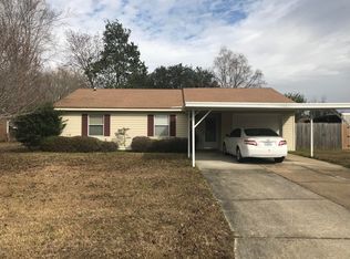 13200 Sweetbriar St, Ocean Springs, MS 39564
