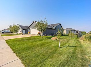 2417 N Main Ave, Tea, SD 57064