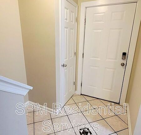 2nd image of 5116 Lampost Cir