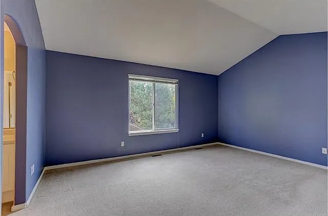 3323 Blue Grass Cir — Photo 15