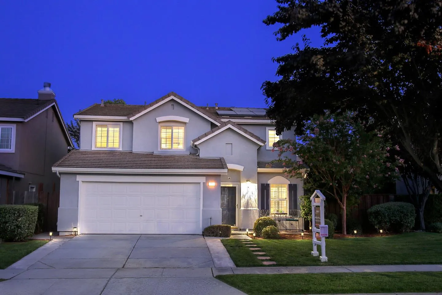1400 Briarberry Ln photo 1