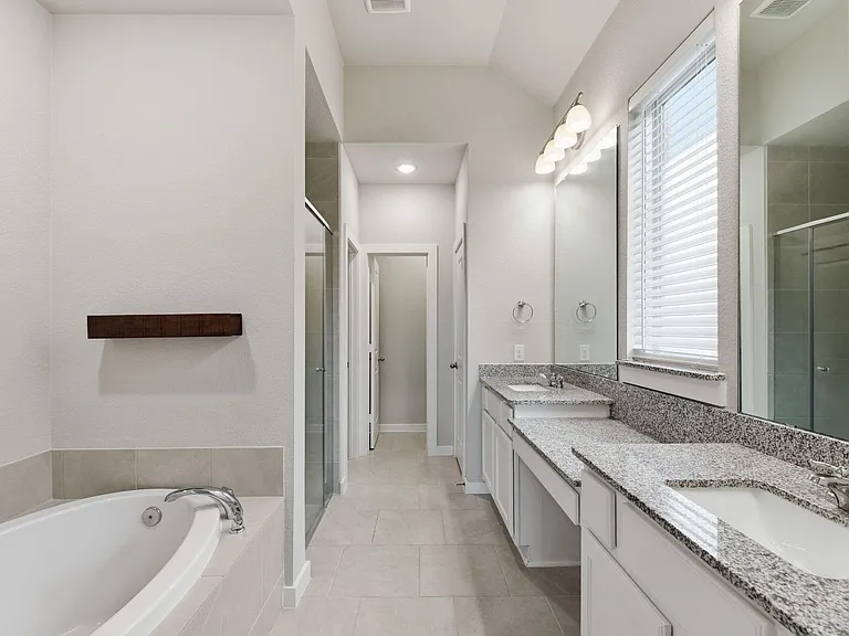 2116 Blackhawk Ridge Ln — Photo 25