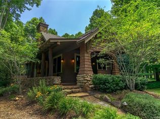 20 Chaucer Rd, Black Mountain, NC 28711