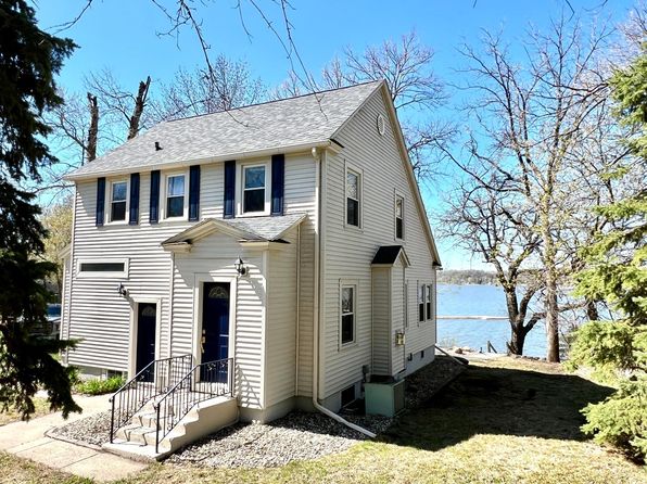 521 Lakeshore Dr, Ortonville, MN 56278