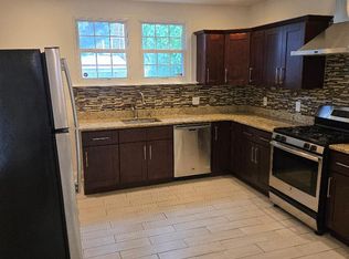 846 E Thompson St, Philadelphia, PA
