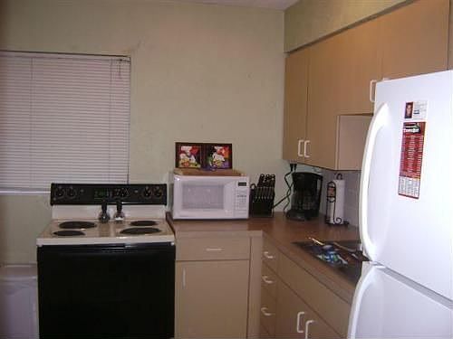 4th image of 2012 12th St N APT 1