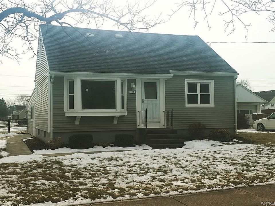 1st image of 249 Parker Ave