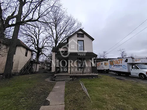 925 W 5th St #3 Photo 1
