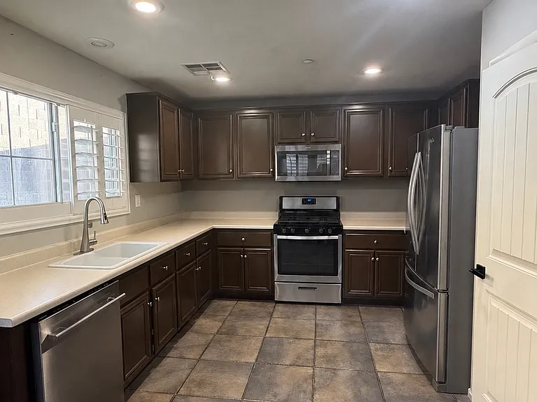 135 Afternoon Rain Ave — Photo 2