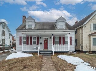 16 Nicholas Square, New Milford, CT 06776