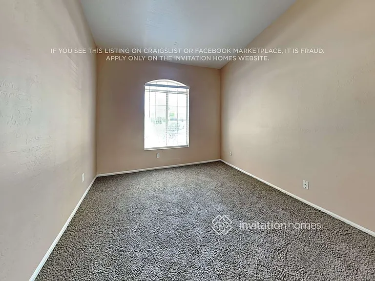 11634 W Clover Way — Photo 13