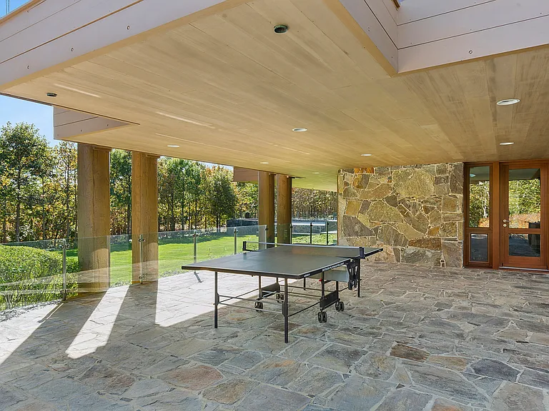 900 Noyac Path — Photo 13