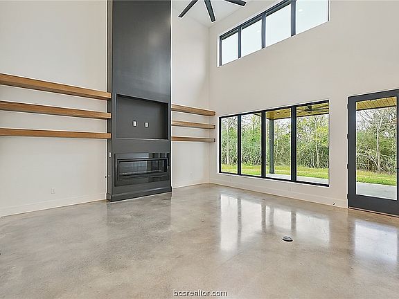 4th image of 3609 County Road 234