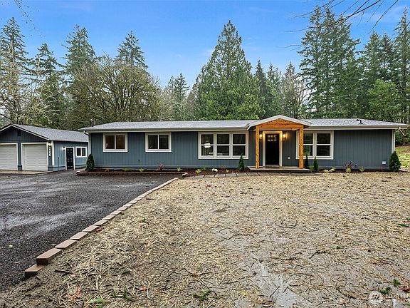 3rd image of 9921 148th Avenue NW
