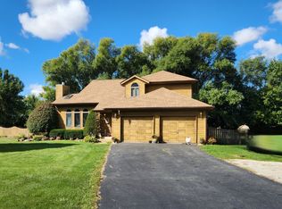 1544 N River South Rd, Momence, IL 60954