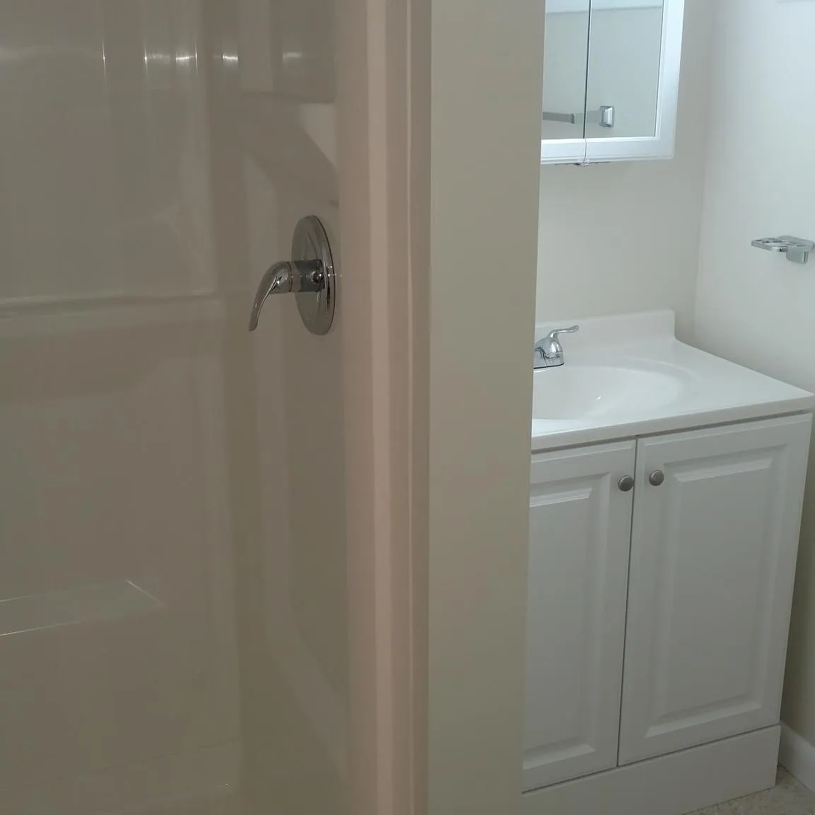 2 bed, $1,300 — Photo 2