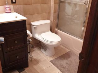 3144 44th St APT 1, Astoria, NY 11103