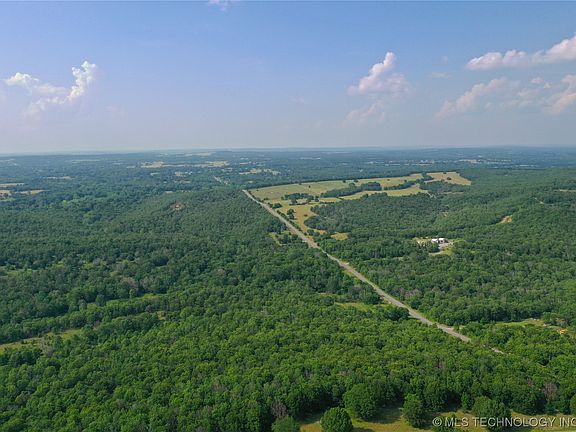 3rd image of 54 S Peaceable Rd